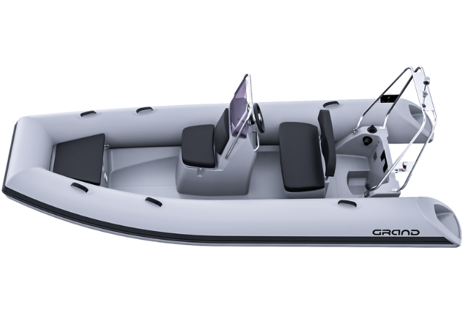 A Grand S470 render image showing the internal layout of the boat