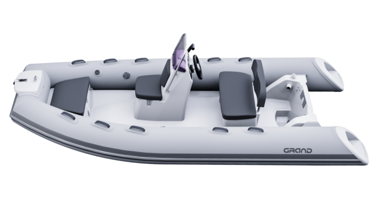 Render image of white Grand S420 boat for sale