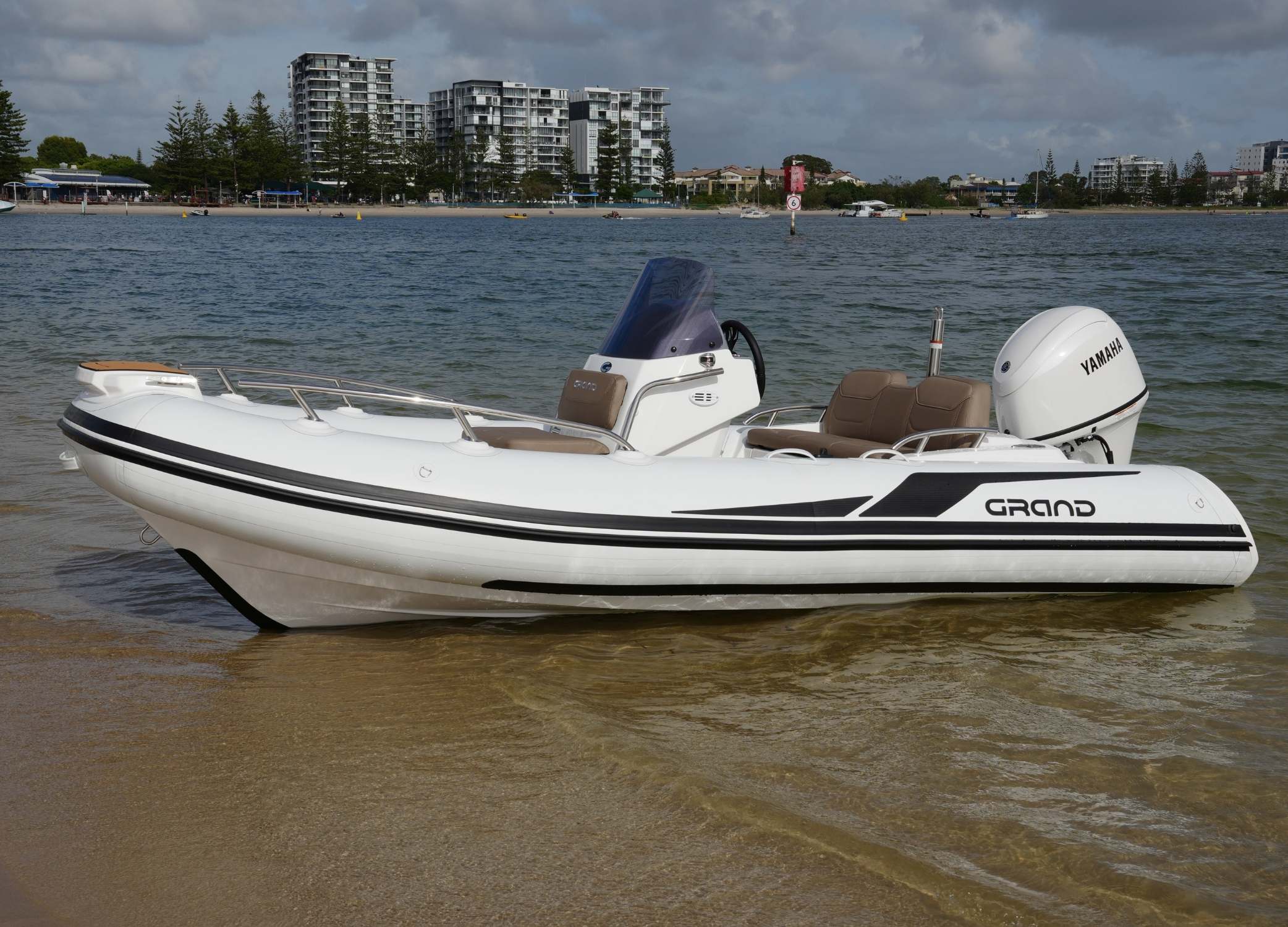 Grand G420 tender boat for sale