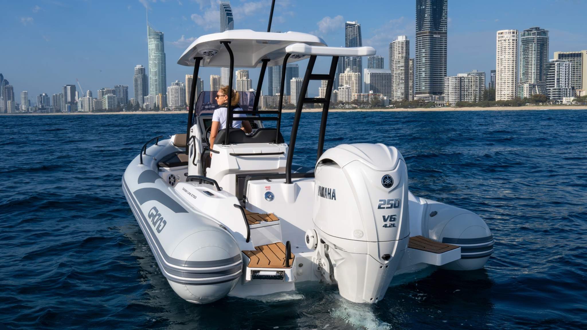 Rigid inflatable boat safety