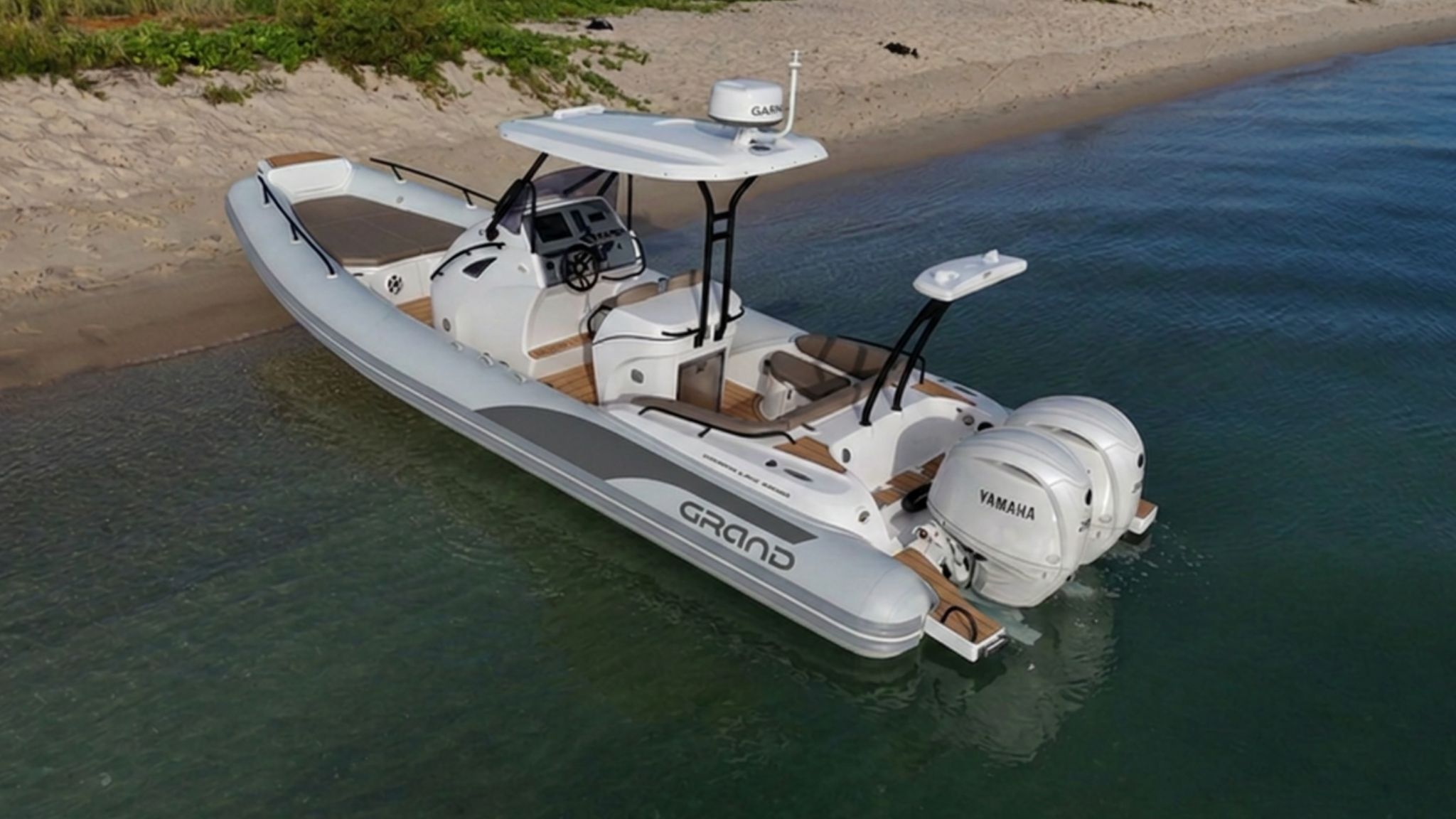 Light grey Grand G850 rigid inflatable boat