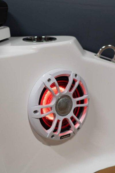 A close up of a speaker on the Grand G680